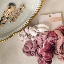 Load image into Gallery viewer, Velvet Scrunchies - Blush and Mauve