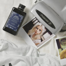 Load image into Gallery viewer, Davines Heart of Glass Slickening Shampoo
